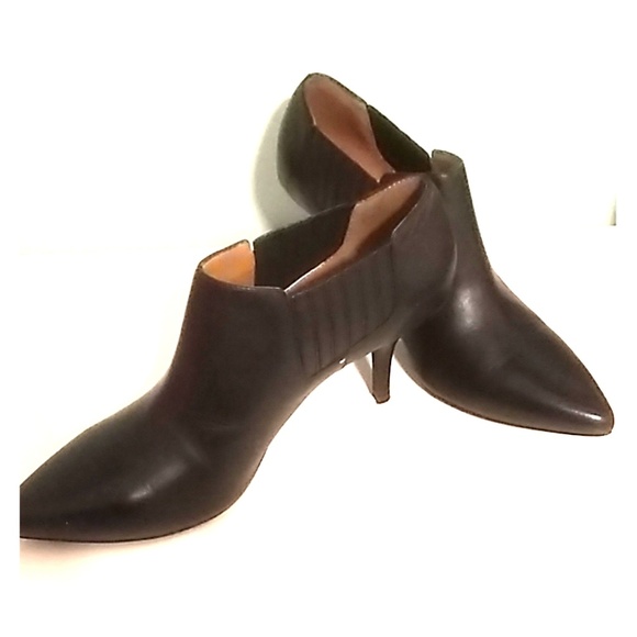 Tahari ankle boots - Picture 2 of 3